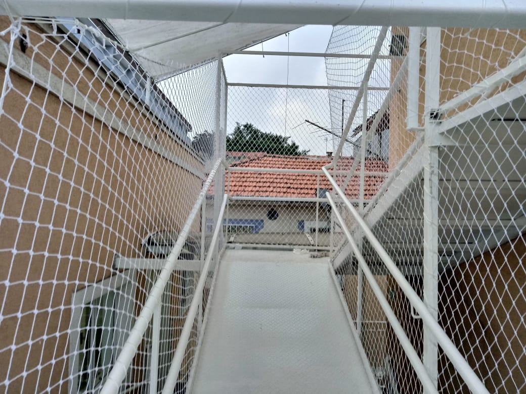 Exemplo de rede de proteção em sacada