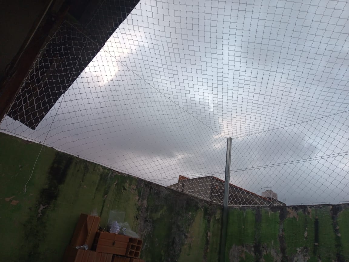 Exemplo de rede de proteção em sacada