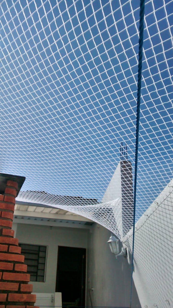 Exemplo de rede de proteção em sacada