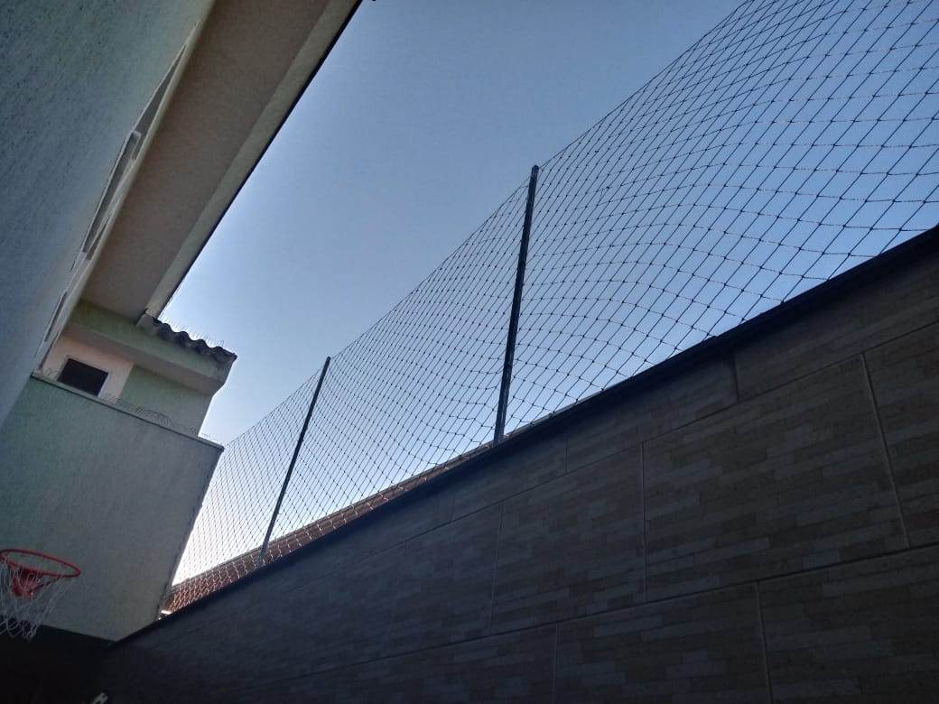 Exemplo de rede de proteção em sacada