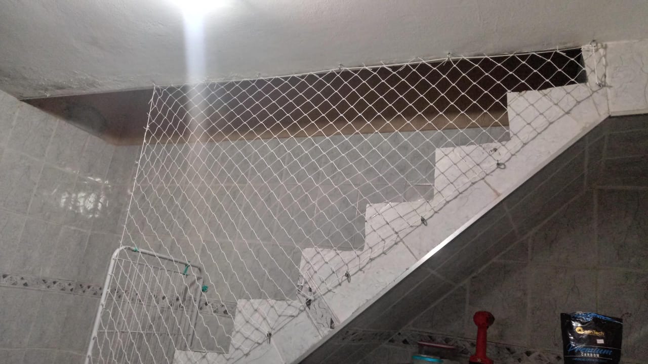 Exemplo de rede de proteção em sacada