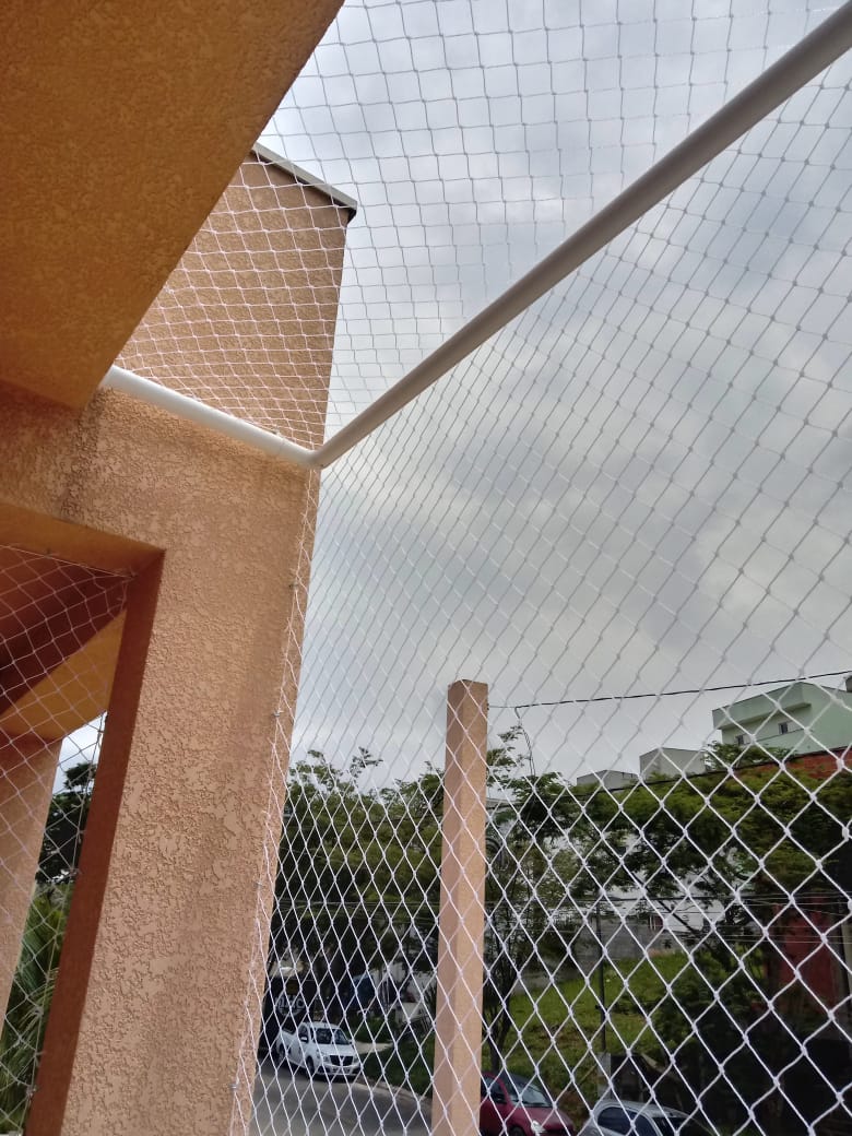 Exemplo de rede de proteção em sacada